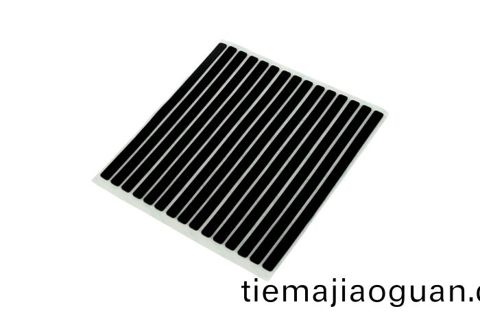 Punching silicone foot pad